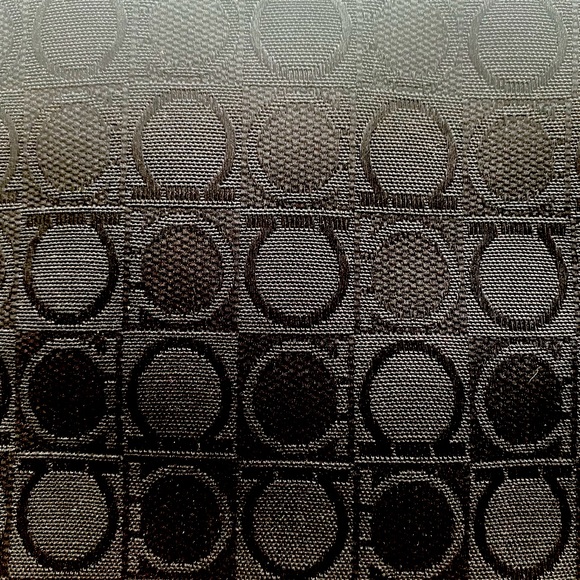 Salvatore Ferragamo Vintage Monogram Bag - Picture 2 of 8